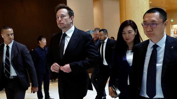 Elon Musk in China.