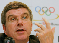 Thomas Bach ist für seinen Umgang mit Russland anlässlich der Olympischen Spiele in Rio kritisiert worden.