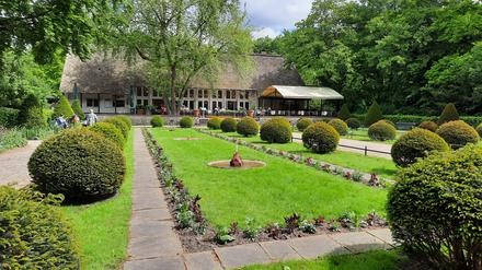 Der Englische Garten mit dem Teehaus ist einer der schönsten Orte im Tiergarten. 