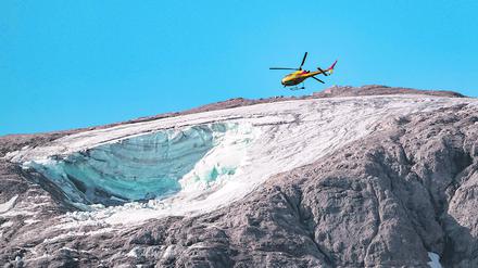 Im Juli hatte eine Lawine nach dem Kollaps des Gletschers der italienischen Marmolata mehreren Bergsteigern das Leben gekostet