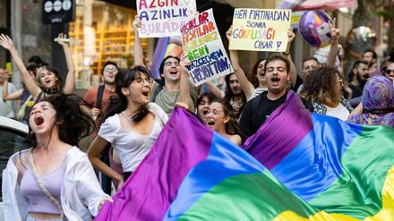 Die Pride-Parade in Istanbul in der Türkei. 