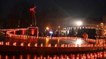 Ukrainer gedenken der Hungersnot in Lviv.