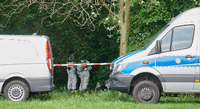 In einem Waldstück im Treptower Park wurde am 19. Mai eine männliche Leiche gefunden.