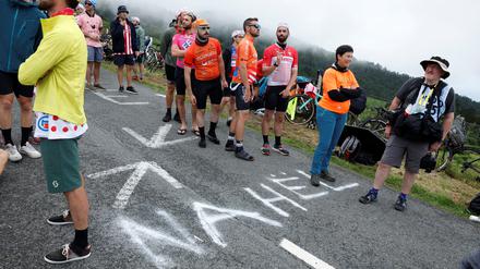 Der Tod des 17 Jahre alten Nahel wühlt Frankreich auf, auch bei der Tour de France.