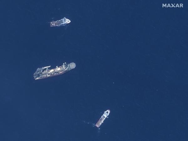 Auf diesem Satellitenbild suchen die Schiffe „Horizon Arctic“, „Deep Energy“ und „Skandi Vinland“ im Atlantischen Ozean nach dem vermissten Tauchboot „Titan“.