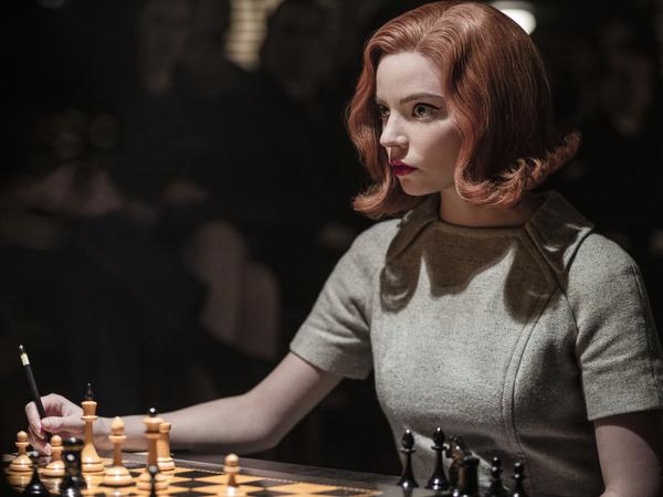 Die Serie „Das Damengambit“ machte Schach weltweit populärer.