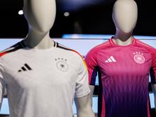 Wegen Ähnlichkeit mit SS-Runen: Adidas will Online-Verkauf von DFB-Trikot mit Nummer 44 sperren
