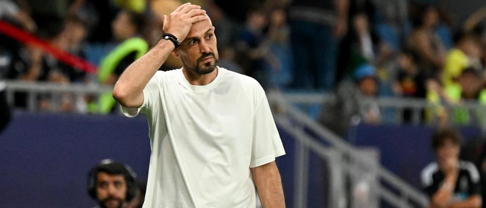 U21-Trainer Antonio Di Salvo sieht das Unheil bei der Niederlage gegen Tschechien kommen.
