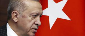 Erdogan darf trotz Protest der Opposition bei den Präsidentenwahlen am 14. Mai antreten.