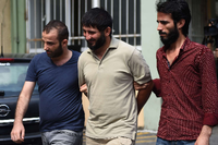 Die Festnahmen richteten sich gegen IS und PKK.