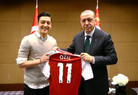 Der frühere Nationalspieler Mesut Özil und der türkische Präsident Recep Tayyip Erdogan.