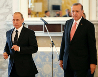 Der russische Präsident Wladimir Putin und der türkische Präsident Recep Tayyip Erdogan demonstrierten am Dienstag Einigkeit - erzielt haben sie sie noch nicht.