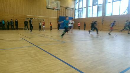 Schulsport in der Jahn-Sporthalle in Neukölln.
