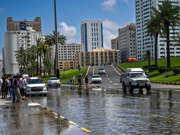 In Dubai regnete es so stark wie seit 1949 nicht mehr.