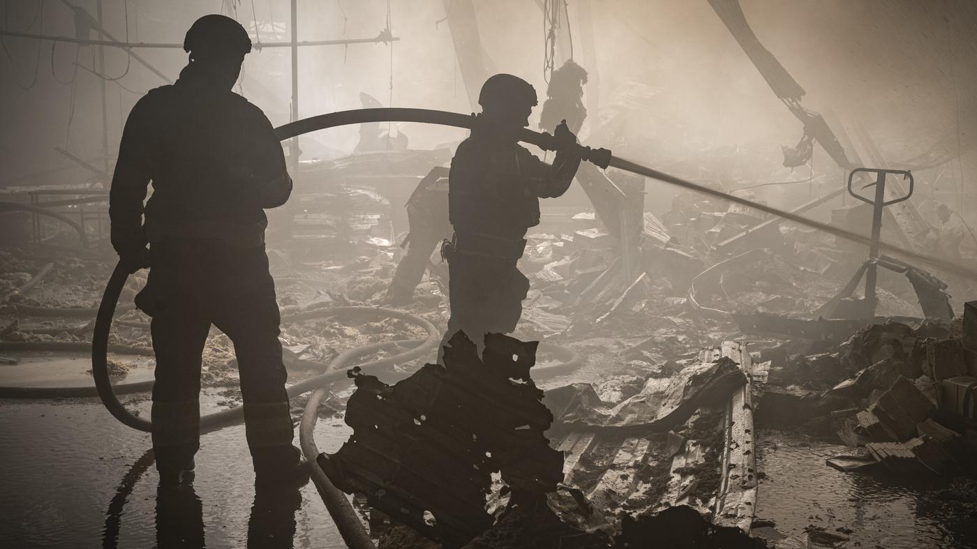 Russian missile hits printing plant of German “Katapult” magazine in Kharkiv