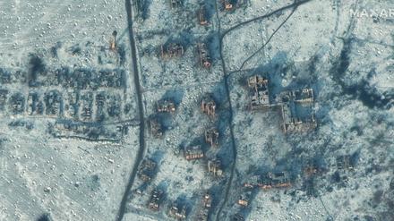 Aufnahmen zeigen die Zerstörung in Soledar durch russischen Beschuss.
