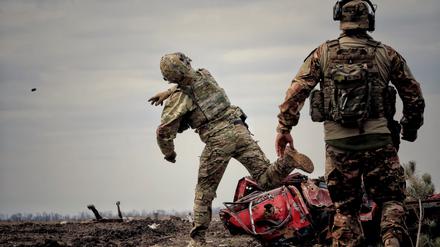 Ukrainische Soldaten im Donbass.