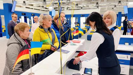 Der Reisepassdienst für Ukrainische Bürger:innen in Treptow