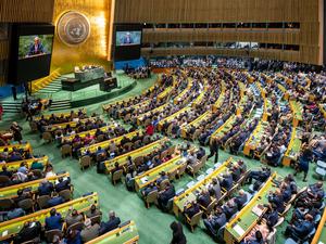  Antonio Guterres, Generalsekretär der Vereinten Nationen VN (UN United Nations), spricht bei der Beginn der Generaldebatte der UN-Vollversammlung.