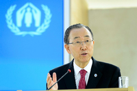 UN-Generalsekretär Ban Ki-moon fordert am Mittwoch in Genf größere Anstrengungen bei der Flüchtlingsaufnahme.