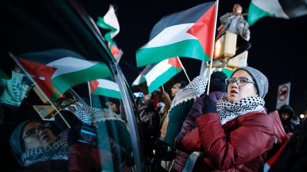 Demonstrationen für einen Waffenstillstand in Gaza dienten zuletzt immer wieder als Plattform für antisemitische Israel-Kritik.   