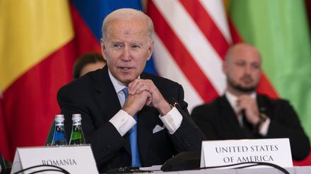Joe Biden, Präsident der USA, spricht während eines Treffens mit den Staats- und Regierungschefs der Bukarester Neun, einer Gruppe von neun Ländern, die die Ostflanke der NATO bilden.