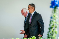 Freundschaftlicher Machtkampf: Bernie Sanders mit Barack Obama im Weißen Haus.