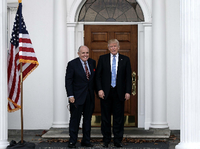 Rudy Giuliani und Donald Trump vor dessen Golfklub in New Jersey.