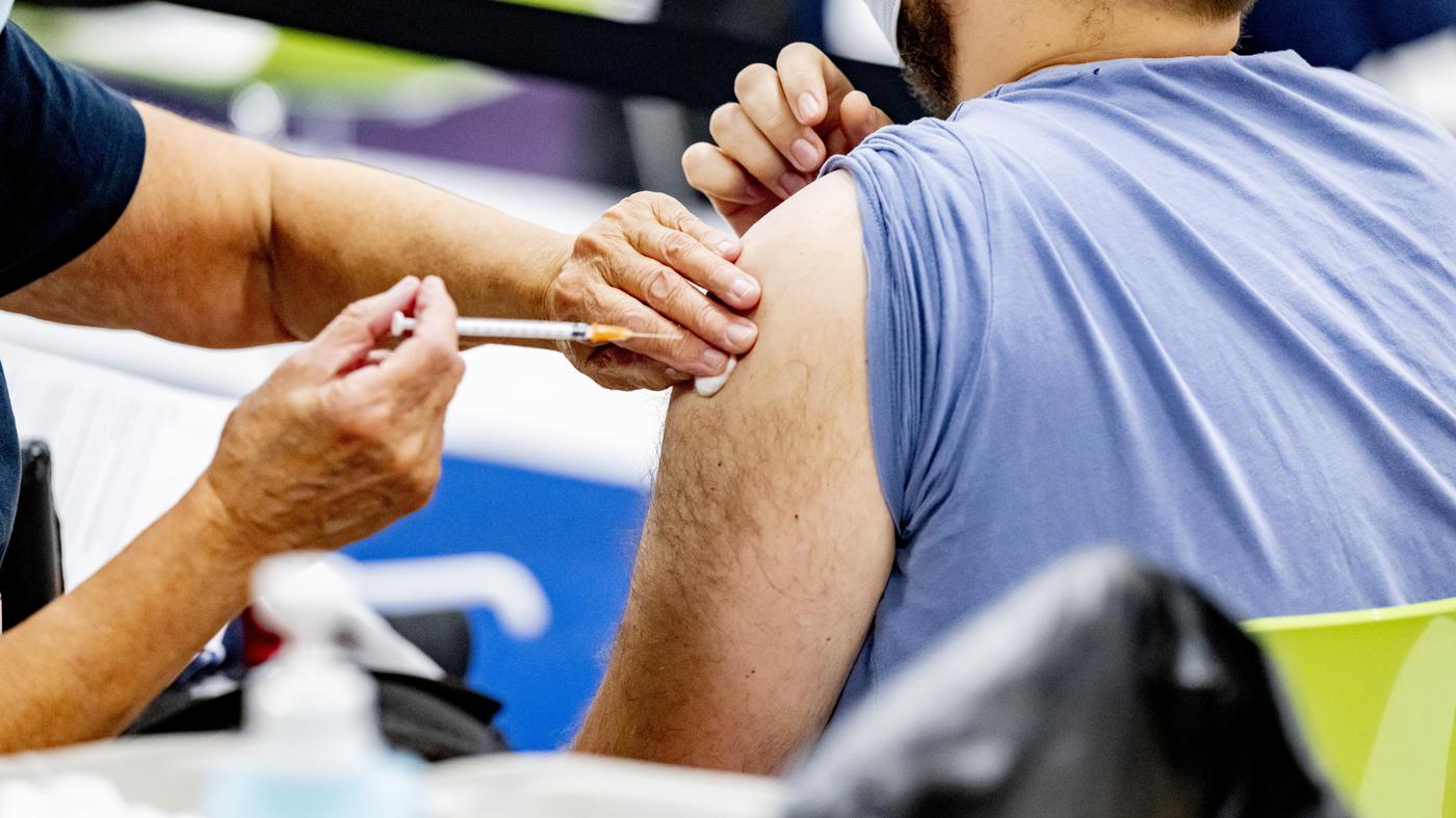 Krank nach der CoronaImpfung Warum ist es so schwer, genaues über