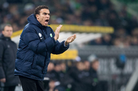 Applaus, Applaus! Valérien Ismaël wird in Wolfsburg vom Interims- zum Cheftrainer.