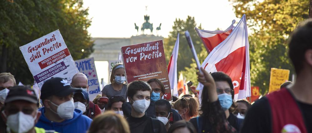 Archivbild: Verdi-Streik im Gesundheitswesen im April 2022. Am Mittwoch ruft die Klinikbranche bundesweit zum Protest auf.
