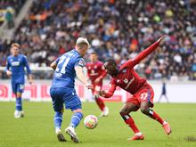 2:4 in Karlsruhe: HSV verliert und verpasst Sprung an die Spitze