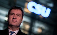 Markus Söder (CSU) muss noch ein bisschen warten, die wichtigen Personalentscheidugungen in seiner Partei sind vertagt.