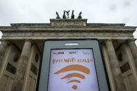 Auch am Brandenburger Tor gibt es einen Wifi-Hotspot der Stadt.