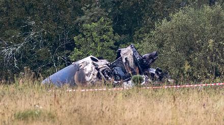 Nichts als Trümmer: Am Mittwoch war das Flugzeug des russischen Wagnerchefs Jewgenis Prigoschin abgestürzt. 