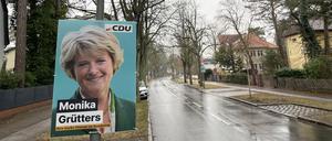 Wahlplakate in Frohnau: Die Wahlwiederholung der Bundestagswahl stößt auf viel Unverständnis.