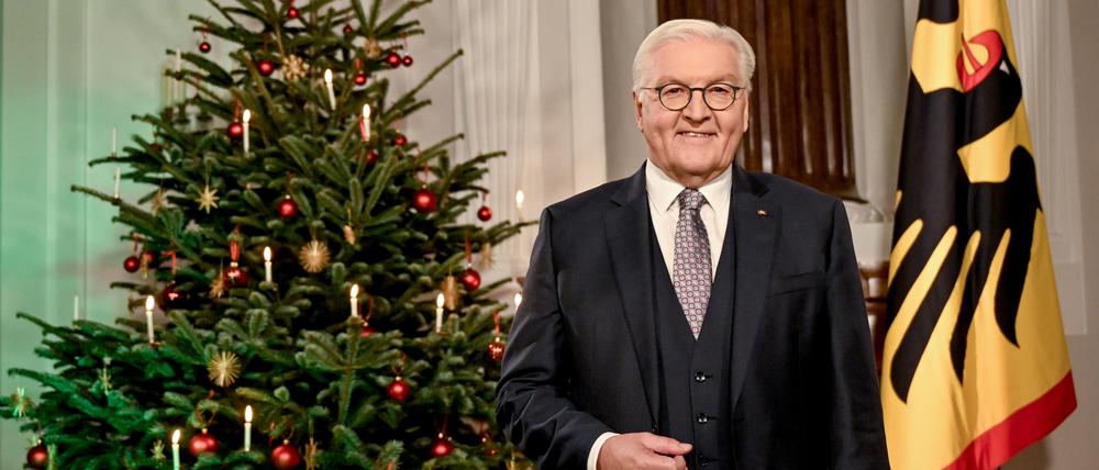 Bundespräsident Frank-Walter Steinmeier bei seiner Weihnachtsansprache auf Schloss Bellevue