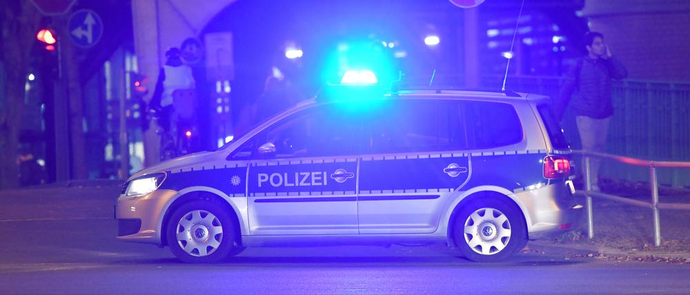 Ein Polizeiwagen in Berlin. (Symbolbild)