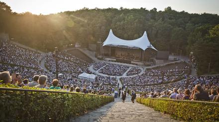 Die Konzerte in der Waldbühne in Berlin begeistern jedes Jahr 500.000 Menschen.