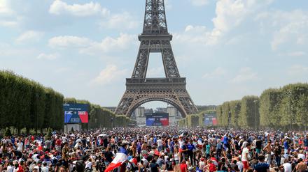 Bei der Fußball-WM im Winter wird es in Paris kein Public Viewing geben, wie noch 2018 am Eifelturm.