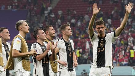 Thomas Müller will einen eventuellen Rücktritt mit Trainer Flick besprechen.
