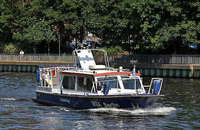 Ein Boot der Wasserschutzpolizei auf der Spree.