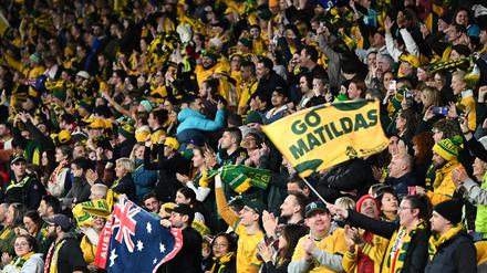 Ticketverkäufe in Rekordhöhen. Die Fans feuern ihre „Matildas“ im Stadion an. 