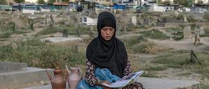Seit Dezember dürfen Frauen und Mädchen in Afghanistan weder die Universität noch die Schule besuchen.