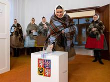 Präsidentschaftswahl in Tschechien: Babis und Pavel müssen in die Stichwahl