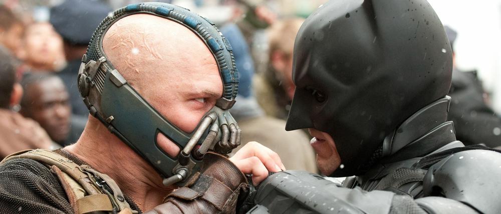 Maskenmänner: Batmans Gegenspieler ist diesmal der Söldner Bane (Tom Hardy).