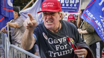 Gespaltene Gesellschaft. Ein wütender Trump-Anhänger in Philadelphia während der Präsidentschaftswahl, am 7. November 2020. 