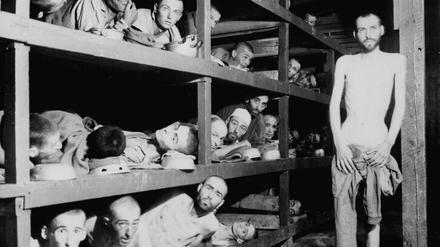 Befreite Häftlinge im Konzentrationslager Buchenwald, 1945.