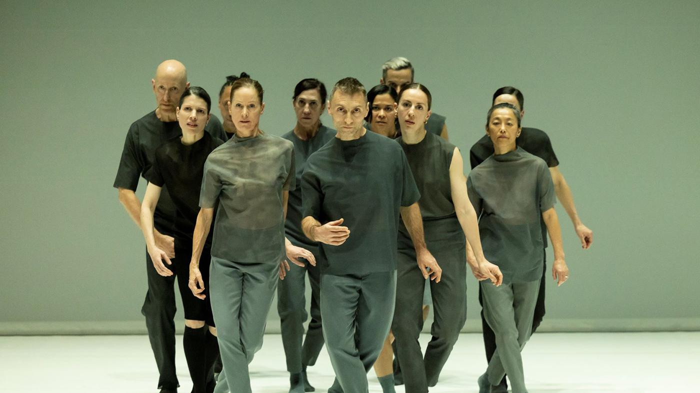 The Dance On Ensemble plays with many shades of grey