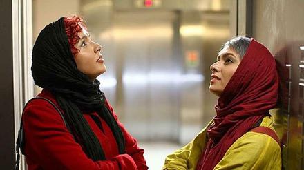 Bekifft in Teheran. Taraneh Alidoosti und Pegah Ahangarani im Underground-Drama „Atom Heart Mother“.